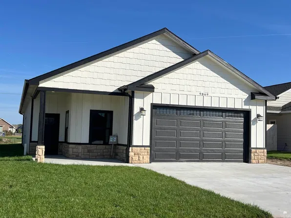 9869 Weeping Willow Dr, Manhattan, KS 66502