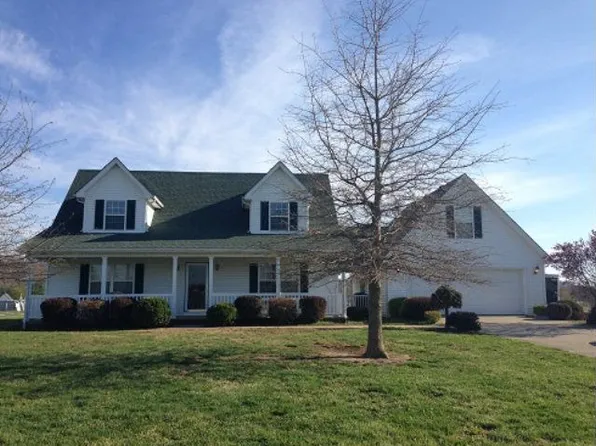 121 Westwood Dr, Berea, KY 40403