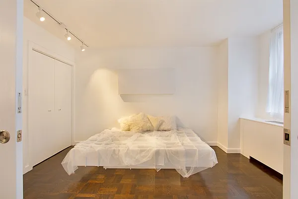 Sold by Corcoran | media 25