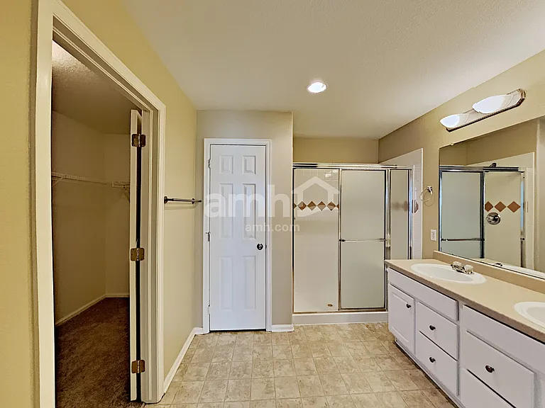 13954 Ivy St — Photo 17