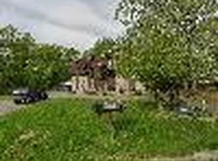 1695 Timber Ct APT 3, Niles, OH 44446