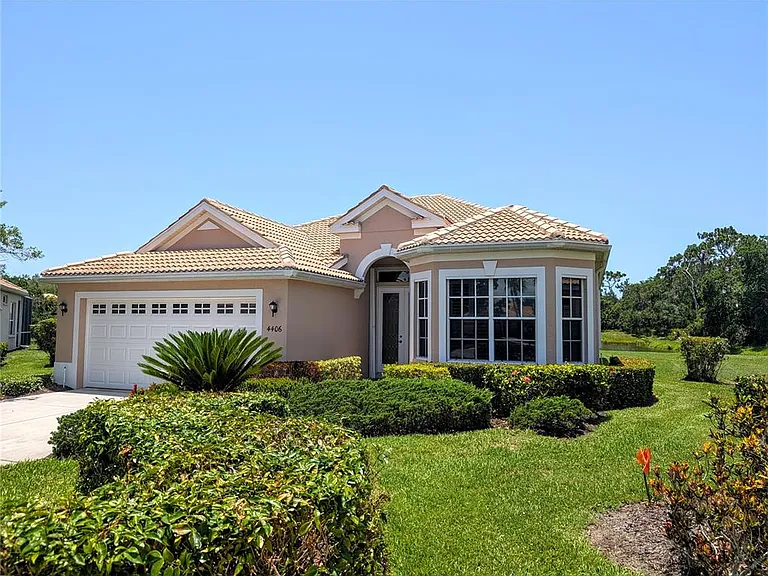 4406 Reflections Pkwy — Photo 10