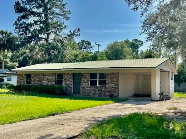 112 Bellray Dr, Satsuma, FL 32189