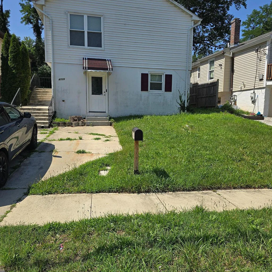 3 bed, 893 sqft, $2,750 — Photo 1