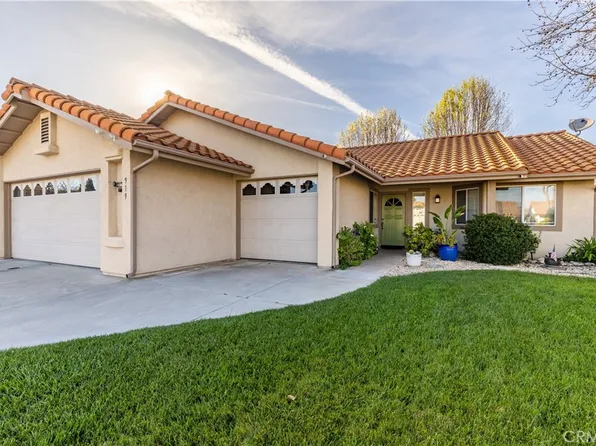 919 Saint Ann Dr, Paso Robles, CA 93446