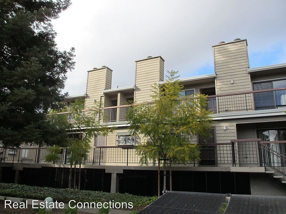 1st image of 431 Northlake Dr APT 55