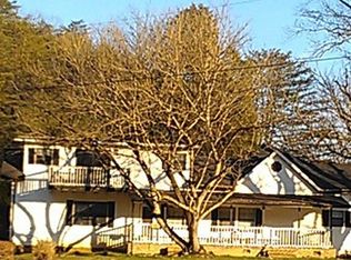 3045 Birds Creek Rd, Sevierville, TN 37876