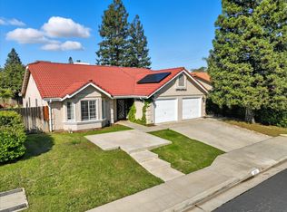 332 Magnolia Ave, Clovis, CA 93611