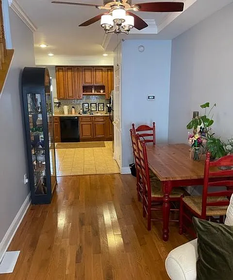 1709 Clarkson St — Photo 6