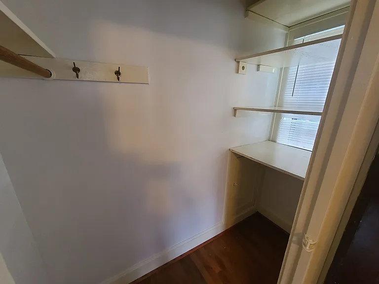 4814 Woodland Ave — Photo 14