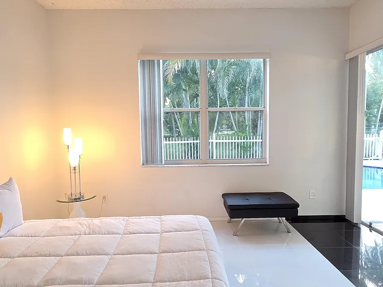 661 Lake Wellington Dr — Photo 29
