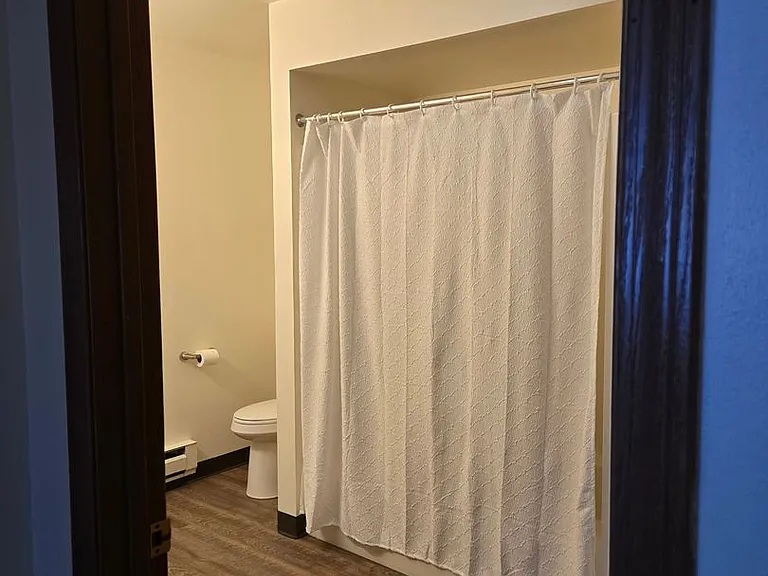 215 Weed St — Photo 9
