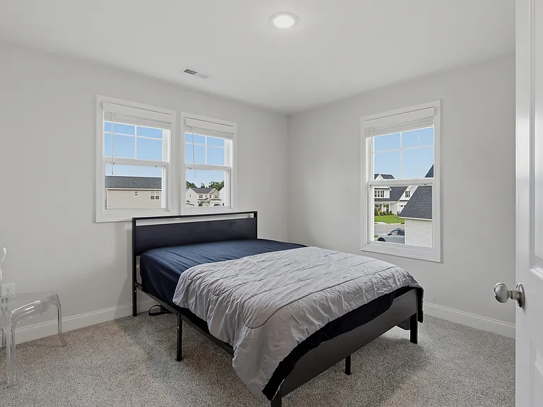291 Burnside Dr — Photo 39