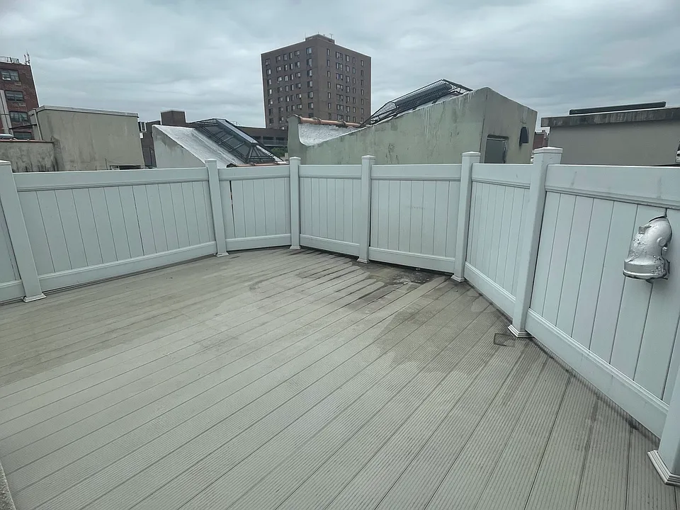 42 Avenue B #5W