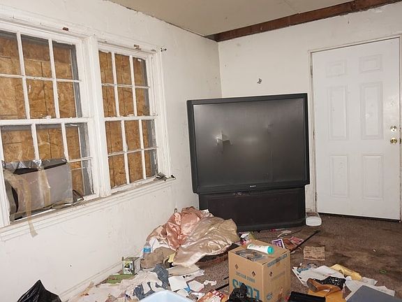 3rd image of 1124 A Bayard Park Dr