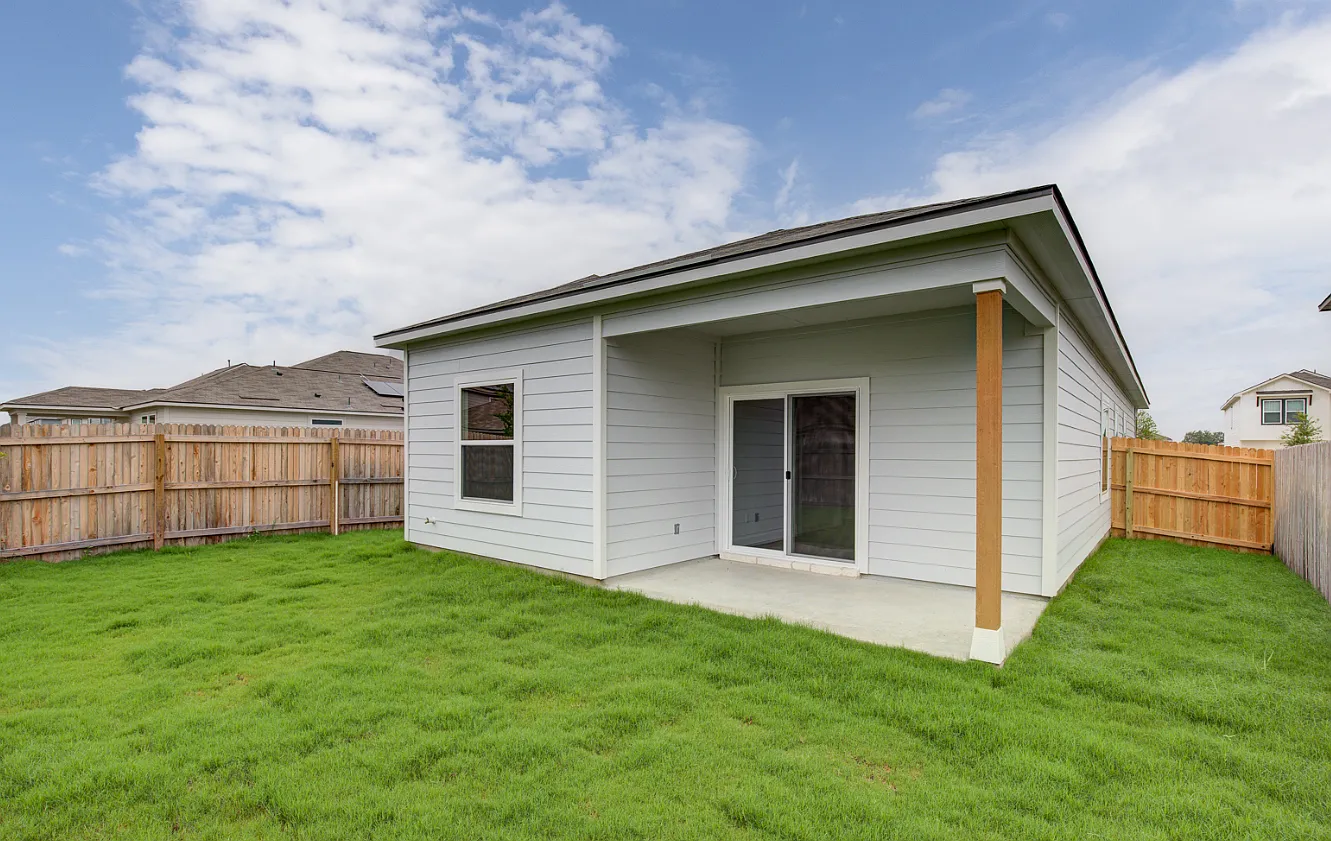 3 bed, 1334 sqft, $1,690 — Photo 4