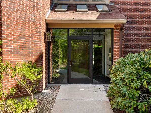 770 Salisbury St #J558, Worcester, MA 01609