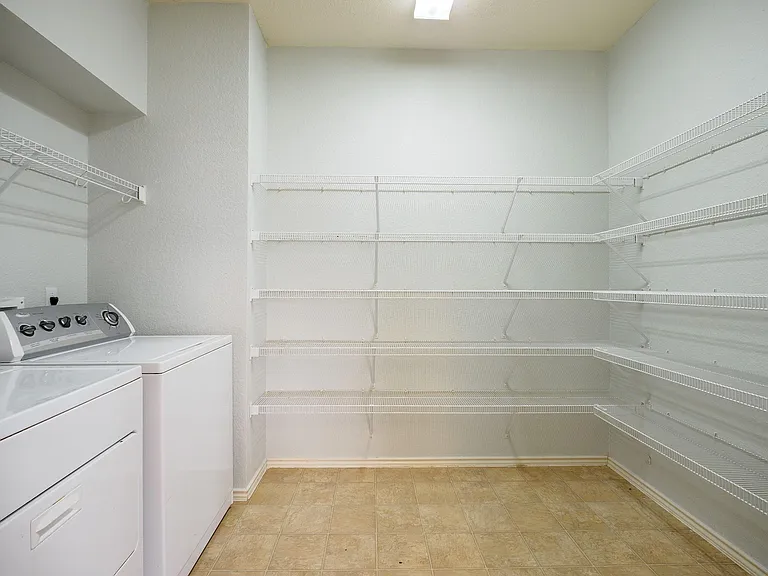13504 Richard Nixon St — Photo 11