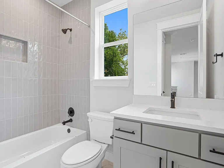 6116 Friendswood Dr — Photo 18