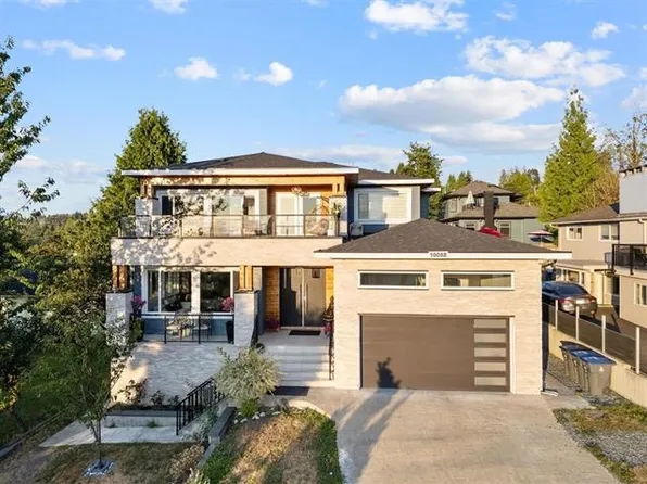 10088 121st St, Surrey, BC V3V 4K5
