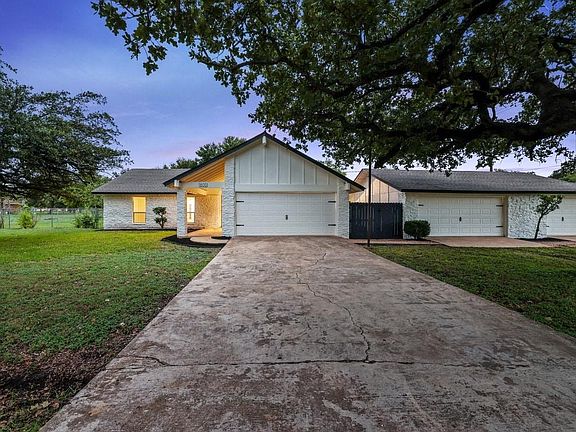 2nd image of 1600 Potomac Cir