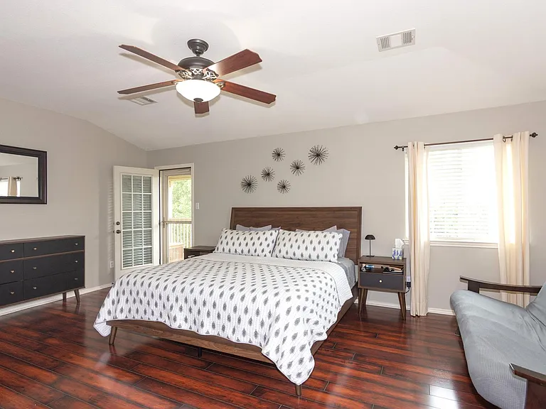 11004 Quarry Oaks Trl — Photo 18