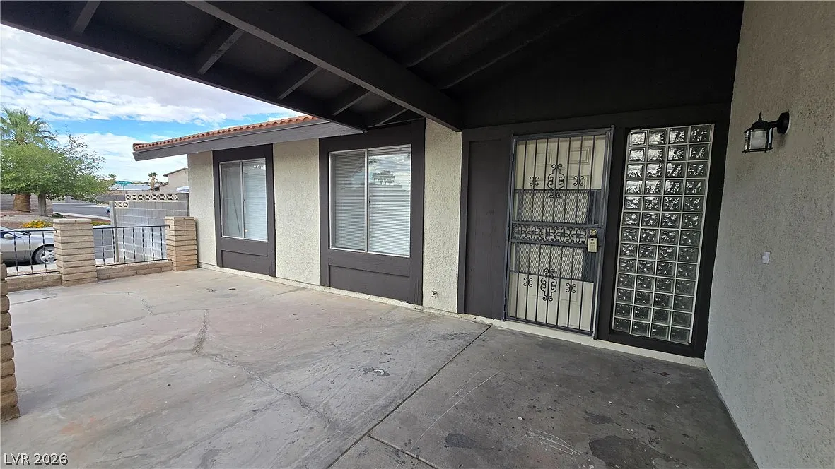 4 bed, 2.0 bath, 1775 sqft, $1,950 — Photo 3