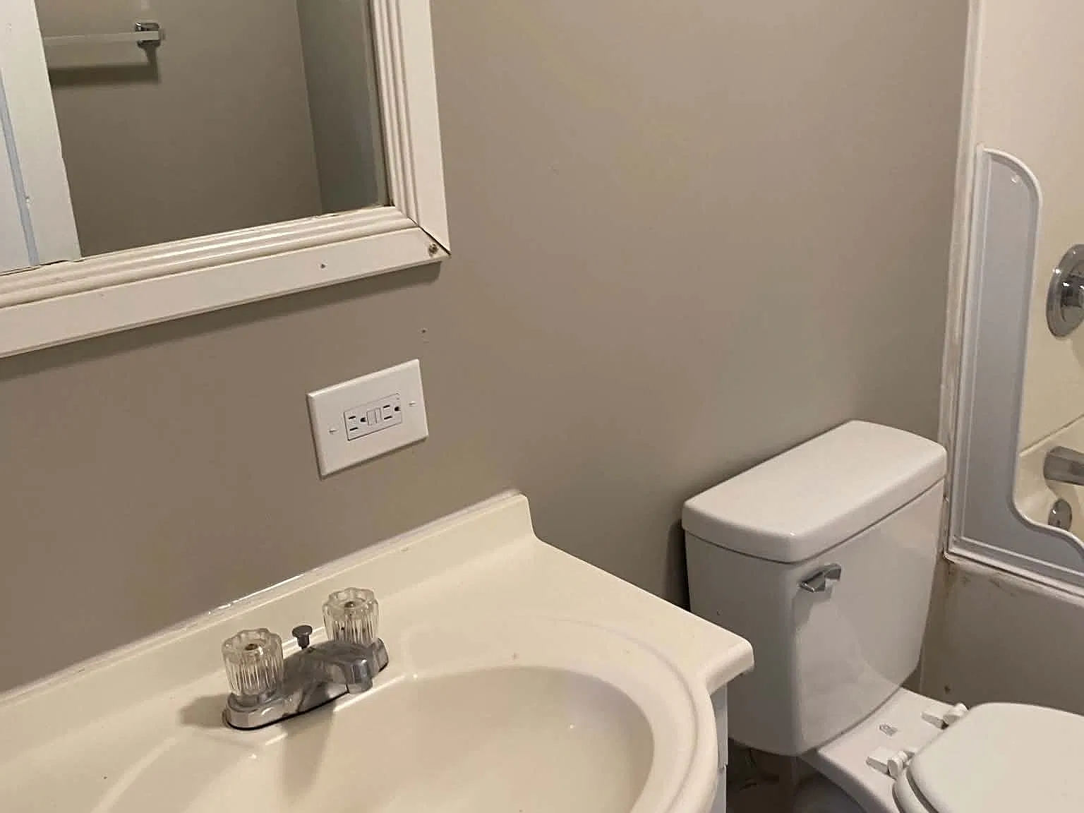 2 bed, $1,250 — Photo 3