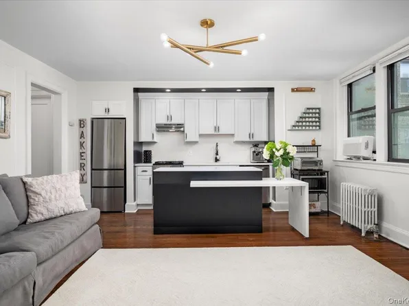 412 Munro Avenue #3J, Mamaroneck, NY 10543