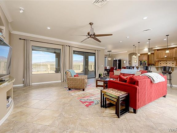 5th image of 2914 Lakeview Dr