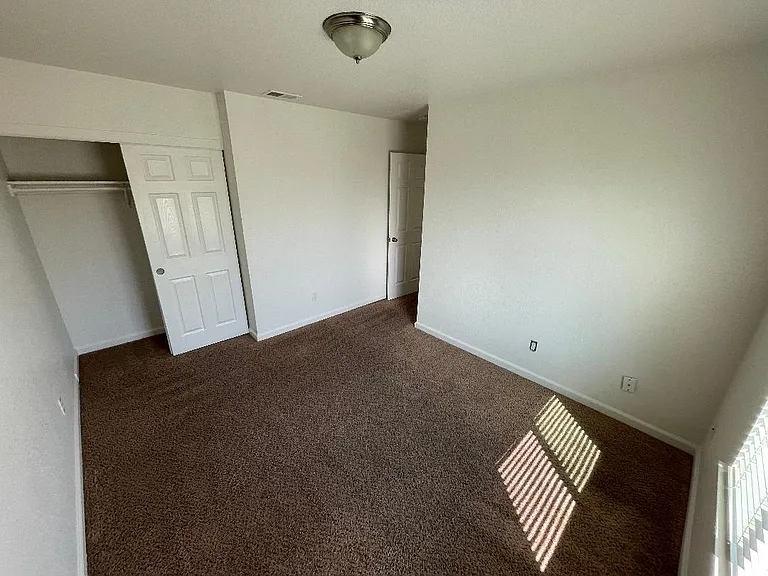 7660 La Mancha Way — Photo 6