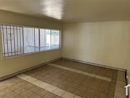 6307 Crenshaw Blvd #2 — Photo 5