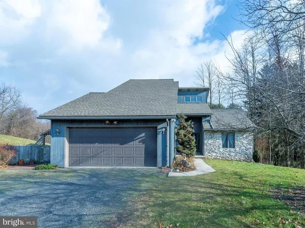 95 Martins Rd, Pine Grove, PA 17963