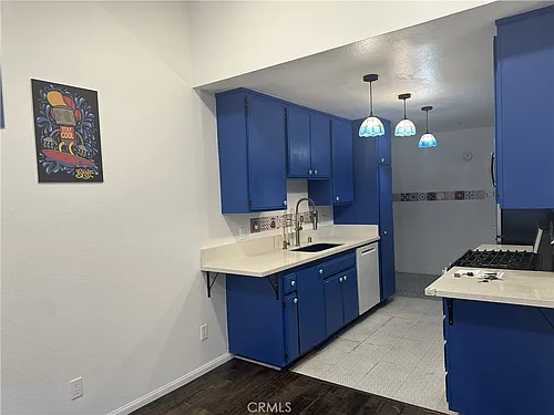 5500 Lindley Ave Photo 1