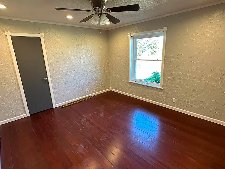8840 FM 1734 — Photo 3