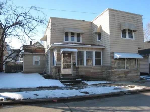 827 S Walnut St, South Bend, IN 46619