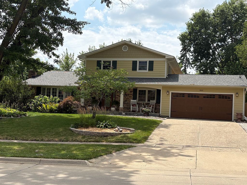 3212 Vine St - Property Image