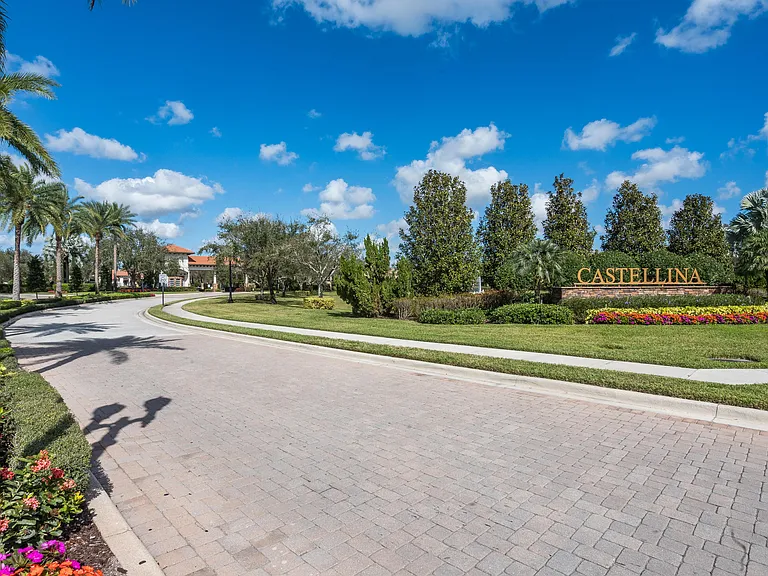 4127 Siena Cir — Photo 56