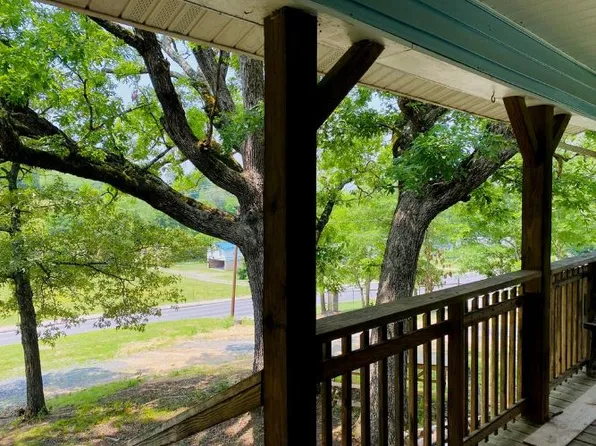 210 Smith St, Newport, TN 37821