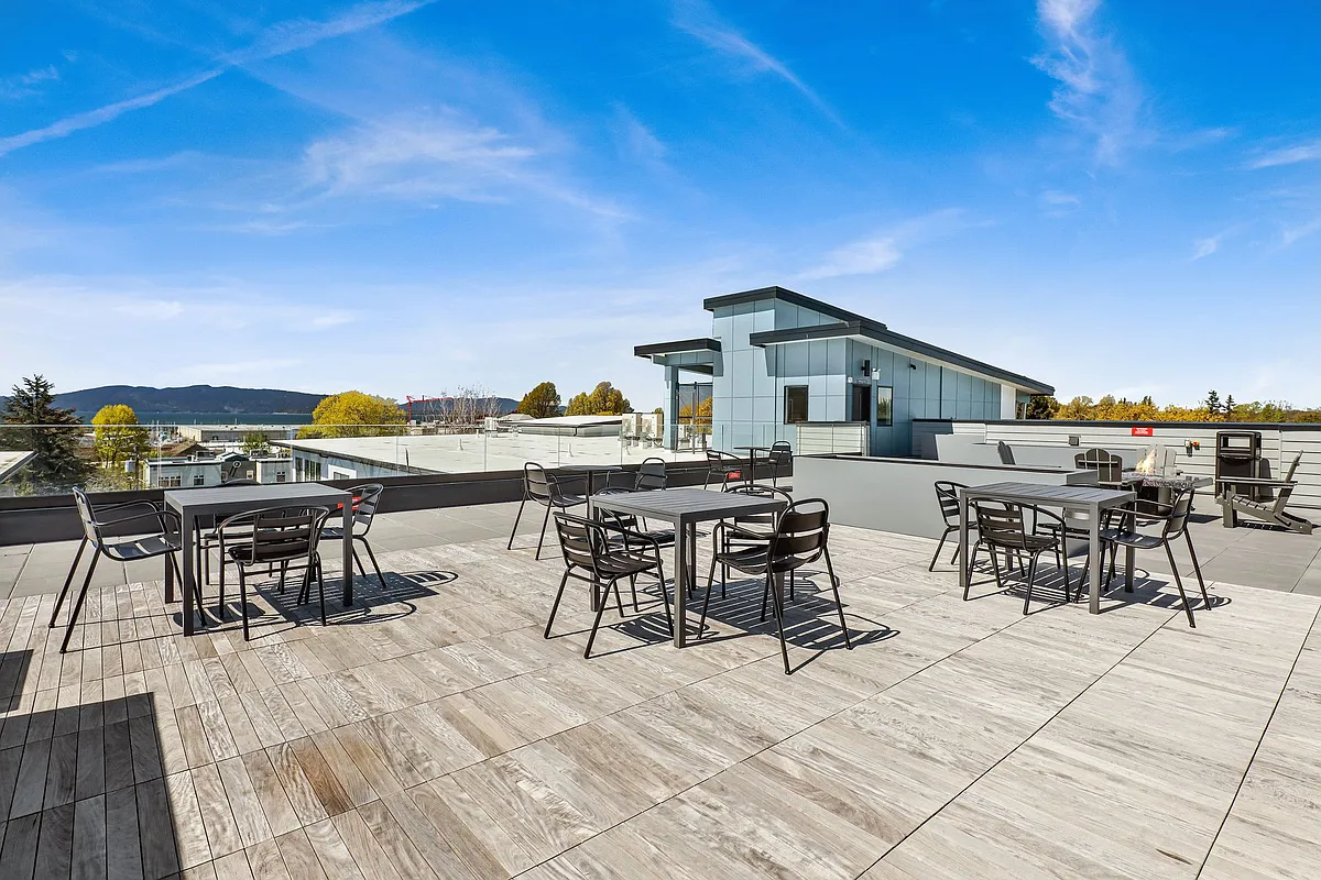 Building Photo - Maritime Heritage