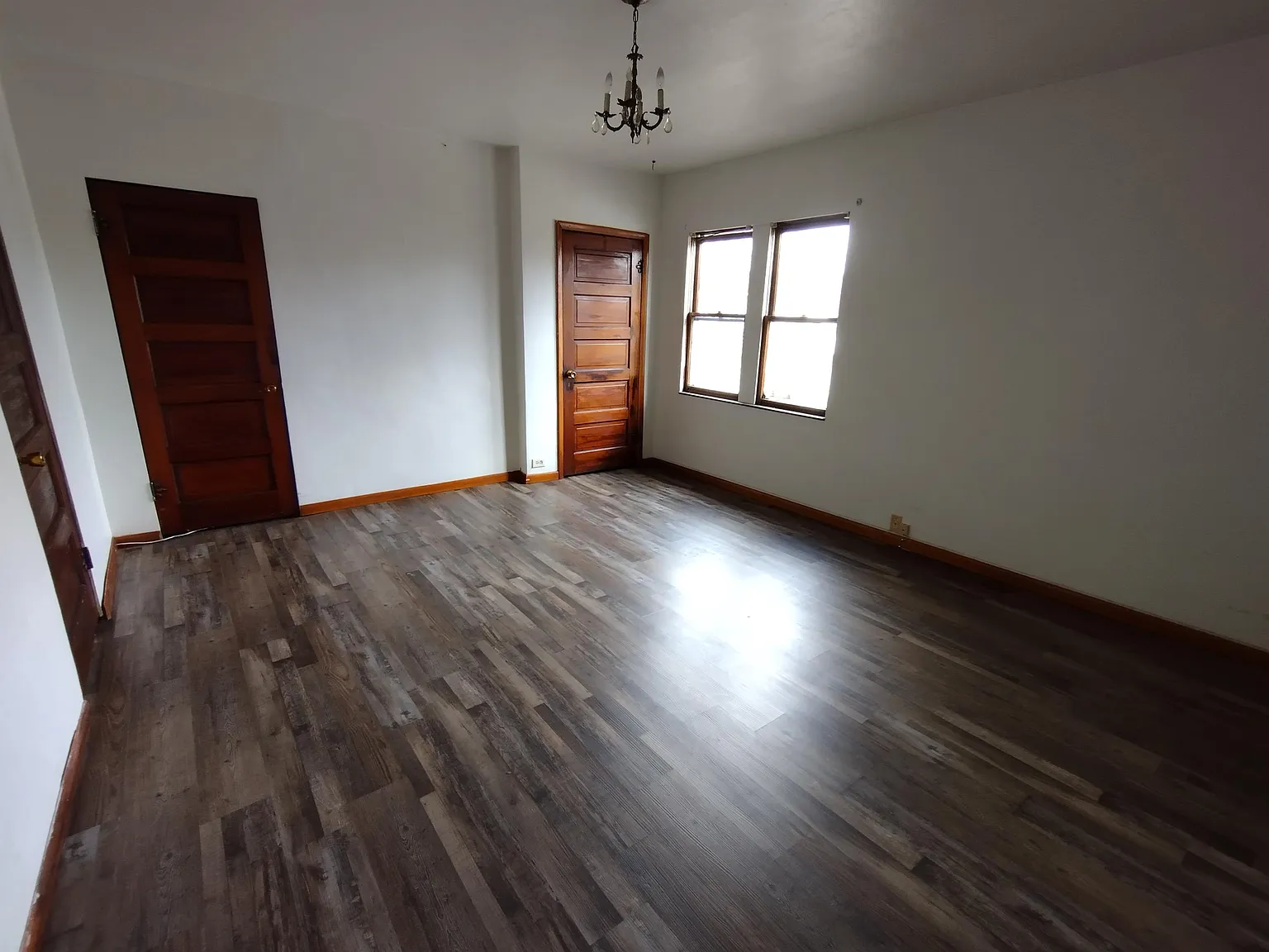 1527 Plum Street - 2 — Photo 2