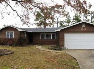 2028 W Lawson St, Fayetteville, AR 72703