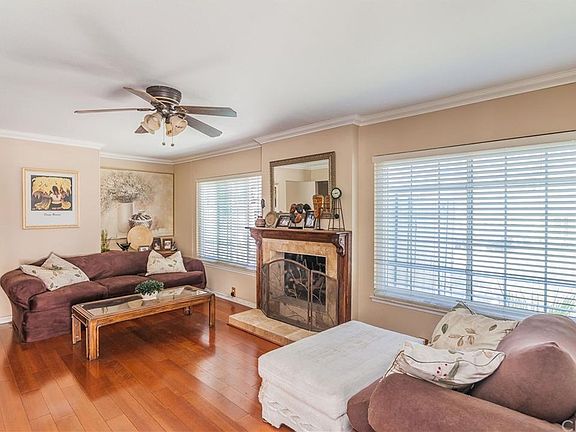 3rd image of 2601 Greenleaf Dr