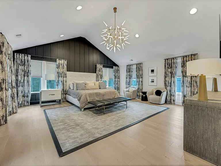 63 Samuel Way — Photo 32
