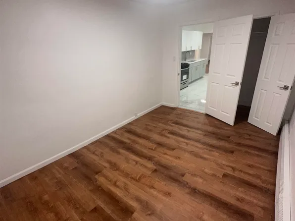 23 Valley Place image 12 of 13