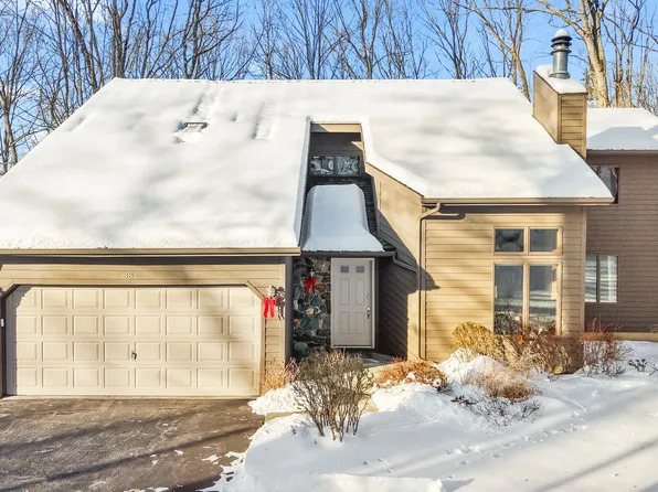 38 Midwood Dr, Binghamton, NY 13903