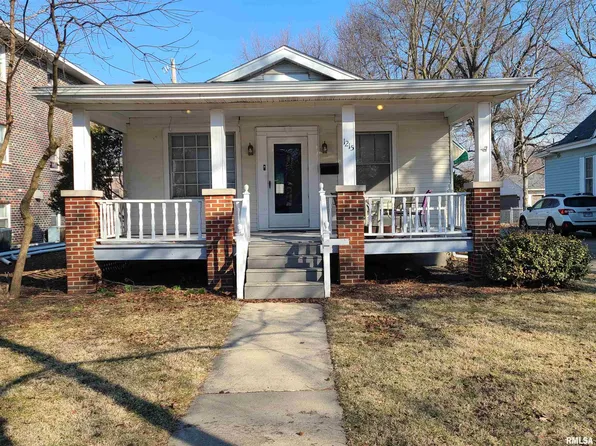 1215 W Governor St, Springfield, IL 62704