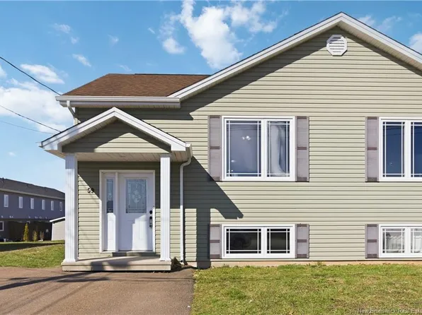 59 Jeannette, Dieppe, NB E1A 0G6