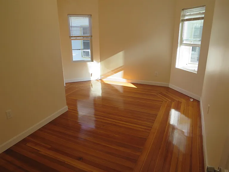 21 Weitz St #1 — Photo 5