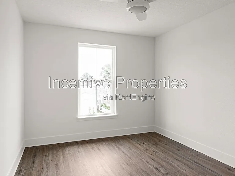431 Braddock Ave — Photo 9